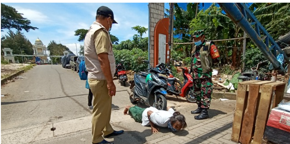 Kelurahan Pakulonan Barat Razia Masker dan Sosialisasi Prokes